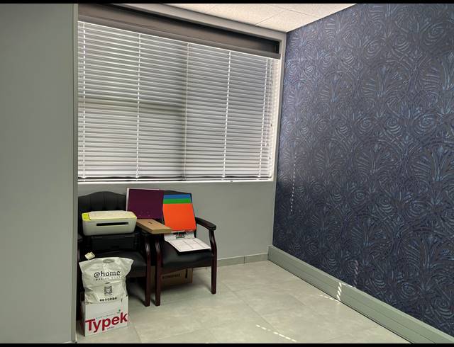 77M² OFFICE FOR SALE IN NELSPRUIT CENTRAL
